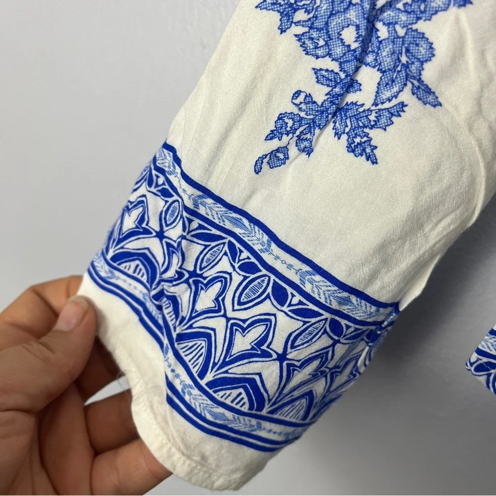 Blue Rain white blouse with blue decoration - Picture 3 of 7